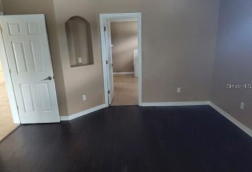 For Sale: $392,748 (3 beds, 2 baths, 2219 Square Feet)