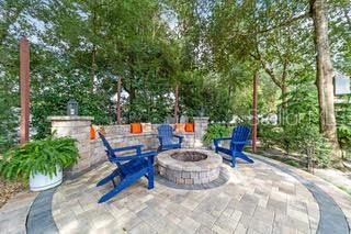 Active With Contract: $649,500 (4 beds, 3 baths, 2691 Square Feet)