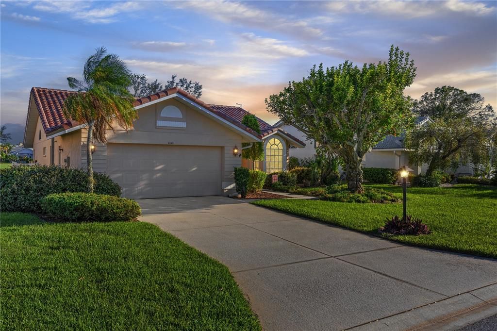 For Sale: $485,000 (3 beds, 2 baths, 1635 Square Feet)