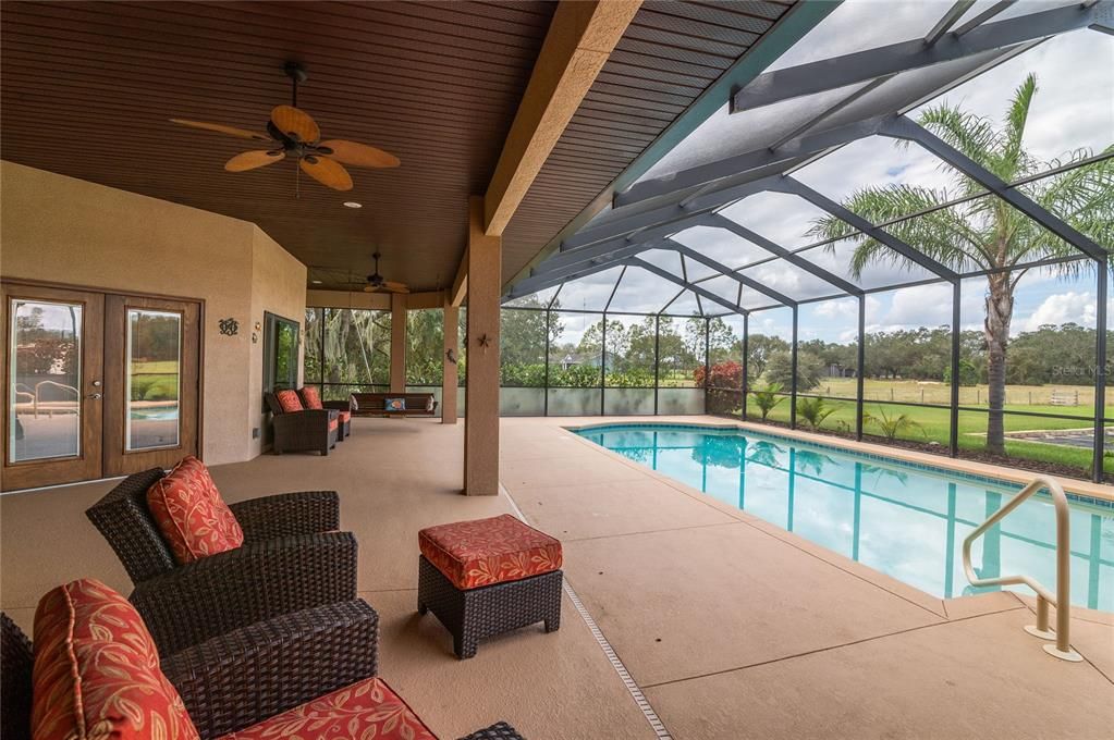 Rear Pool Deck Porch 4