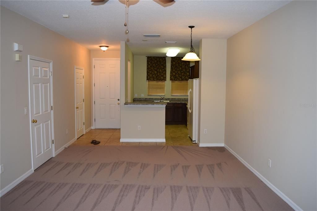 For Rent: $2,200 (2 beds, 2 baths, 1209 Square Feet)