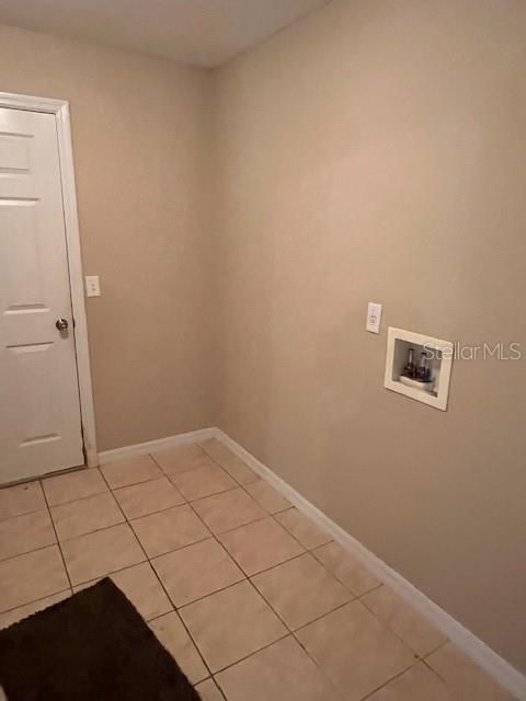 For Rent: $1,700 (3 beds, 2 baths, 1591 Square Feet)