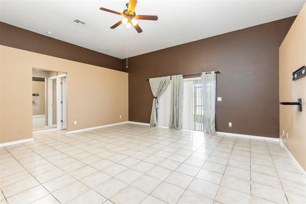 For Sale: $430,140 (3 beds, 2 baths, 2331 Square Feet)