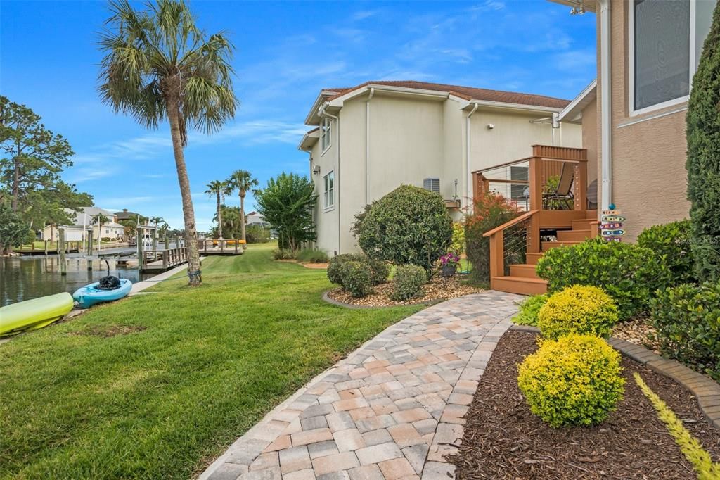 For Sale: $1,000,000 (3 beds, 3 baths, 3281 Square Feet)