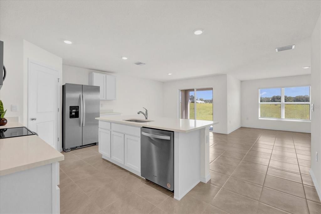 Active With Contract: $2,000 (4 beds, 2 baths, 1828 Square Feet)