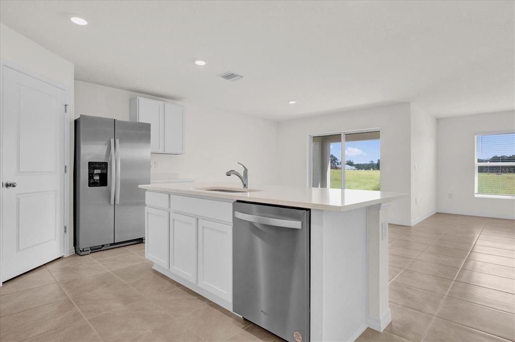 Active With Contract: $2,000 (4 beds, 2 baths, 1828 Square Feet)