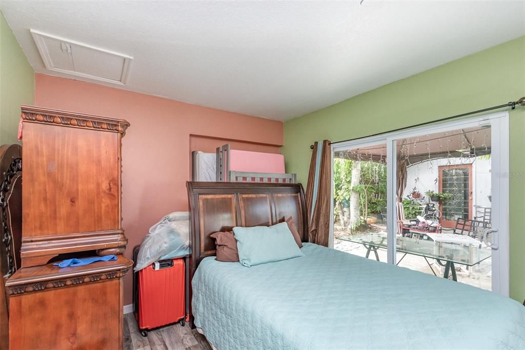 For Sale: $320,000 (3 beds, 2 baths, 1758 Square Feet)