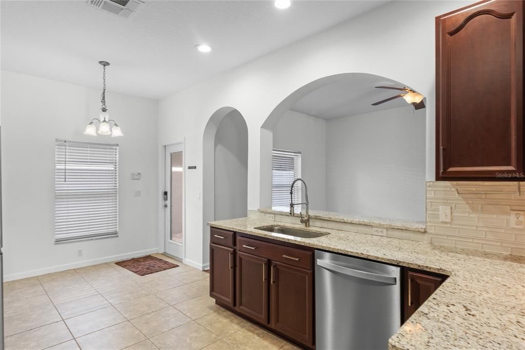 For Sale: $395,500 (3 beds, 2 baths, 1816 Square Feet)