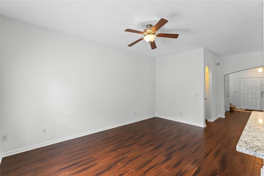 For Sale: $395,500 (3 beds, 2 baths, 1816 Square Feet)