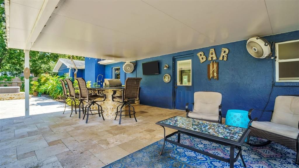 Active With Contract: $700,000 (4 beds, 2 baths, 2219 Square Feet)