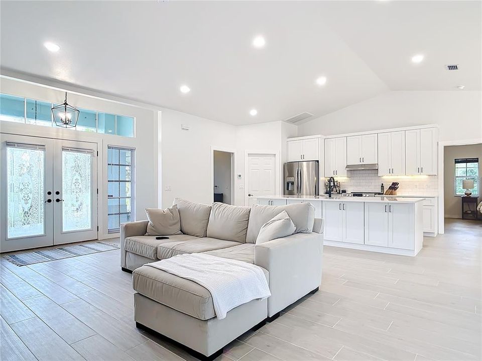 For Sale: $499,900 (3 beds, 2 baths, 1791 Square Feet)