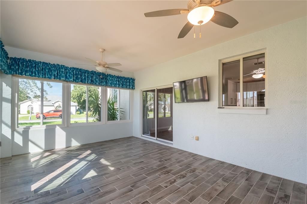 For Sale: $344,900 (3 beds, 2 baths, 1840 Square Feet)