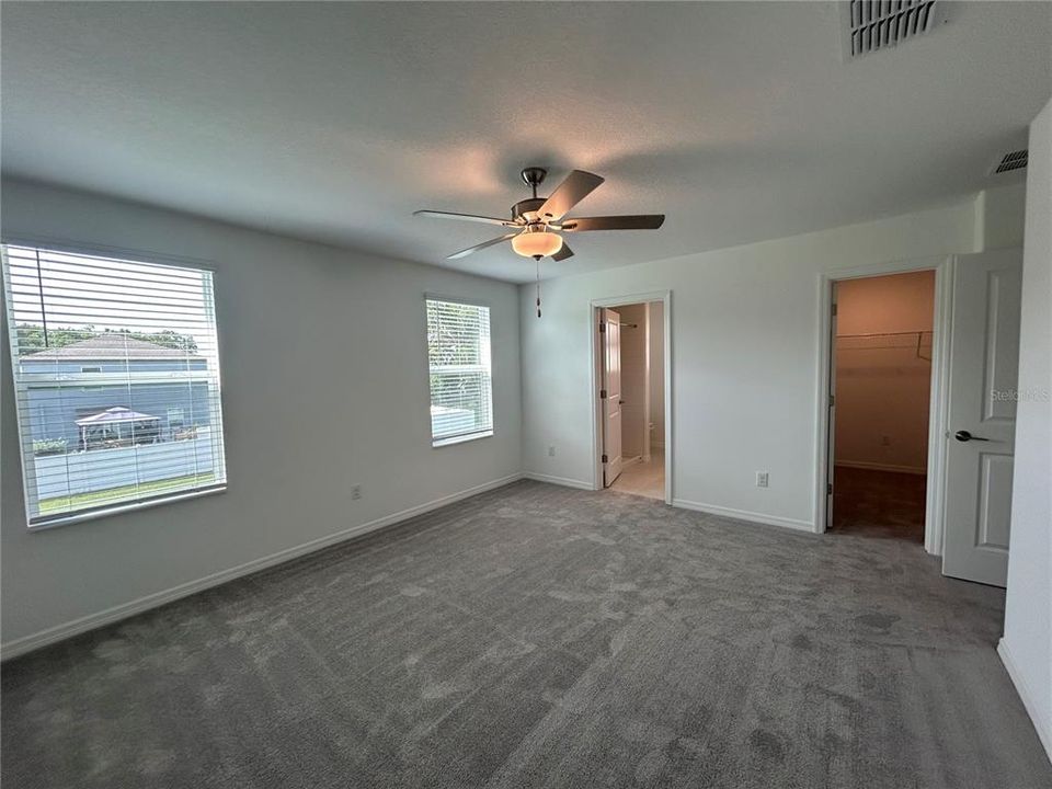 For Rent: $2,099 (4 beds, 2 baths, 1764 Square Feet)