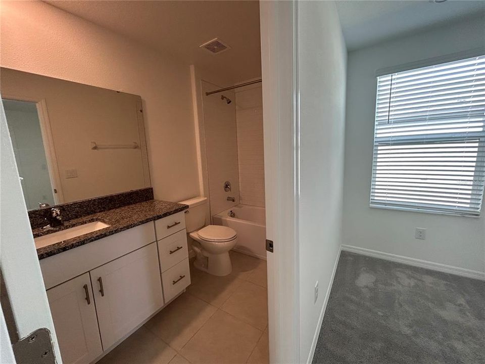 For Rent: $2,099 (4 beds, 2 baths, 1764 Square Feet)