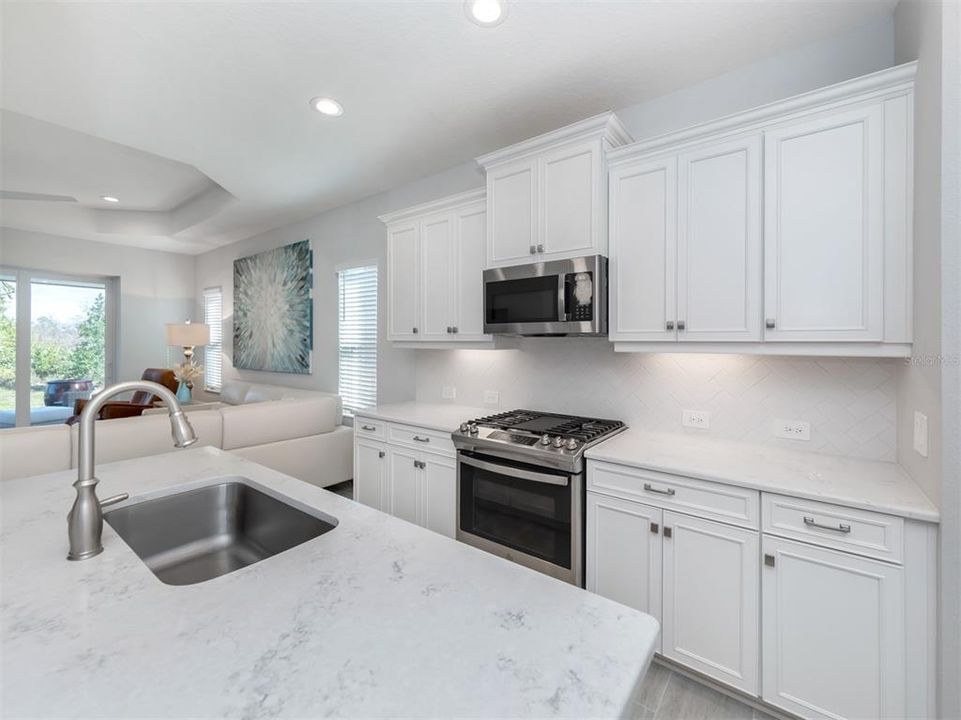 For Sale: $599,500 (3 beds, 2 baths, 1859 Square Feet)