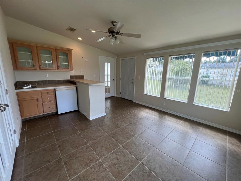 For Sale: $229,900 (3 beds, 2 baths, 2031 Square Feet)