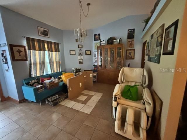 En Venta: $320,000 (4 camas, 2 baños, 1771 Pies cuadrados)