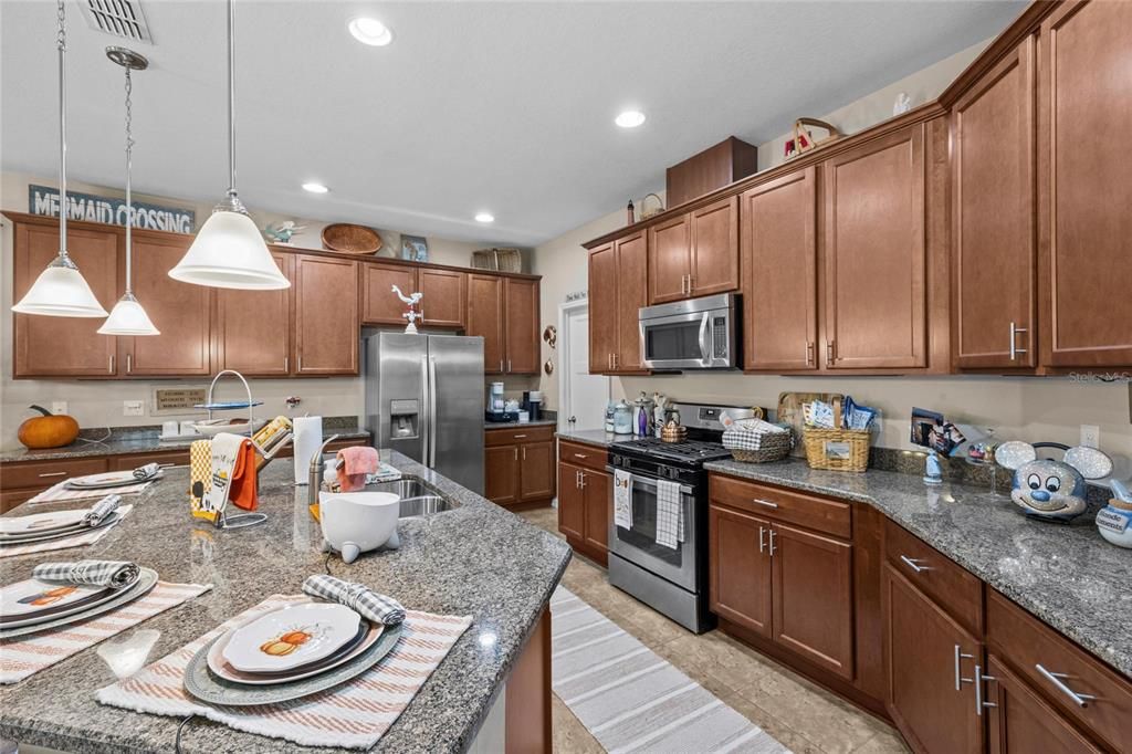 Kitchen has lots of Cabinets and Counter space for Storage and prep