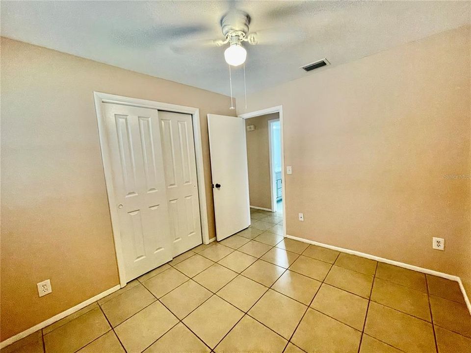 For Sale: $389,000 (4 beds, 2 baths, 1707 Square Feet)