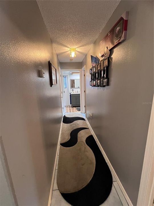 hallway to 2nd bedroom