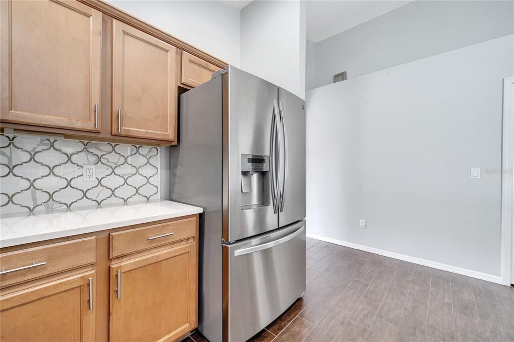 Active With Contract: $2,500 (4 beds, 2 baths, 2000 Square Feet)