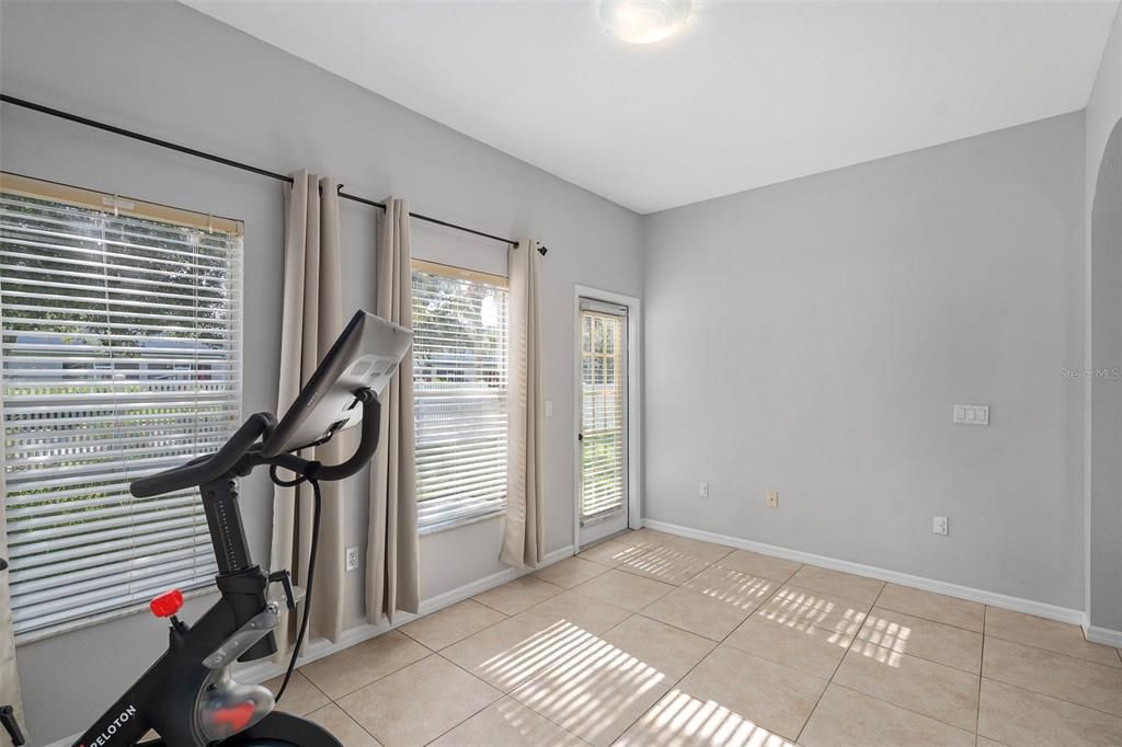 Bonus room with plenty of natural light