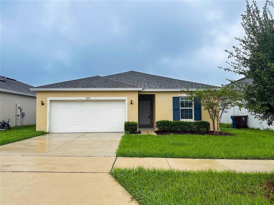 For Sale: $349,900 (4 beds, 2 baths, 1600 Square Feet)