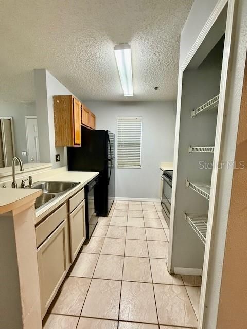 For Rent: $1,750 (2 beds, 2 baths, 1044 Square Feet)