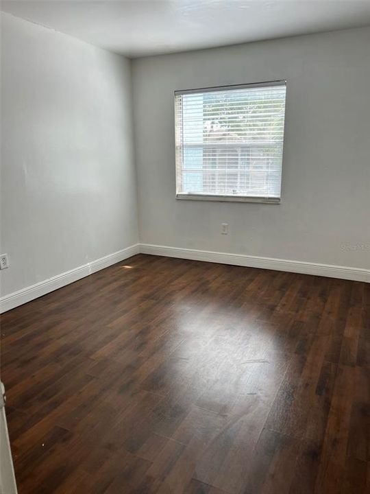 For Rent: $1,650 (2 beds, 1 baths, 850 Square Feet)