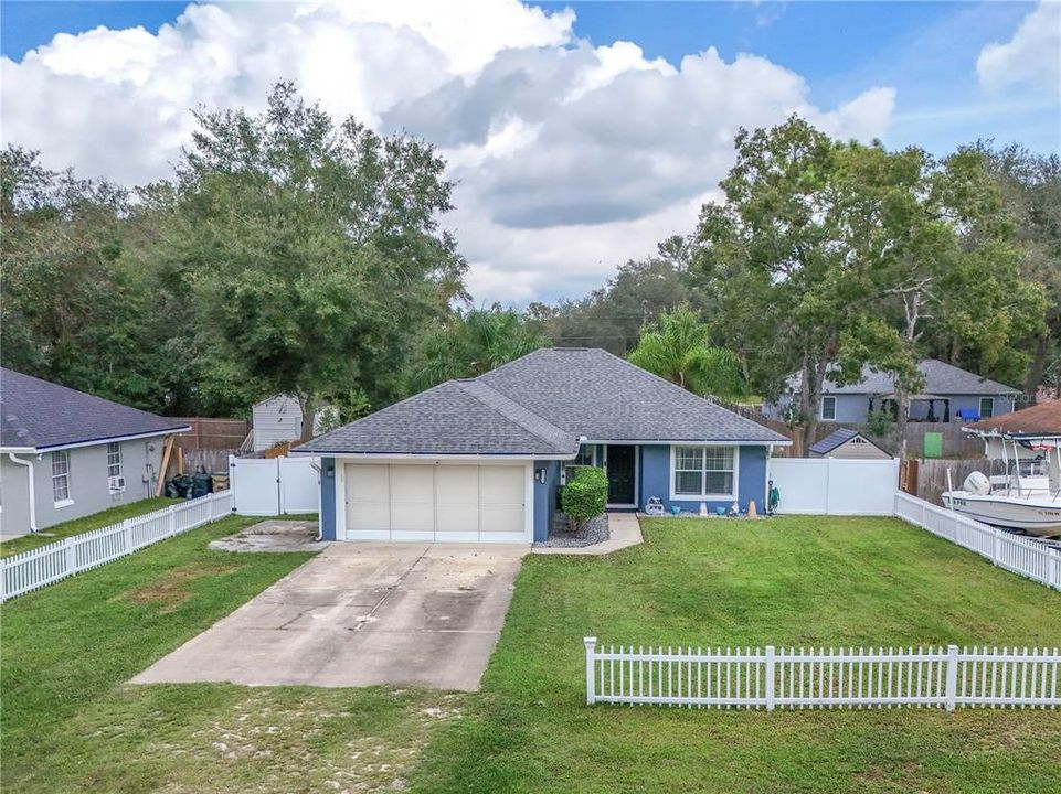 For Sale: $340,000 (3 beds, 2 baths, 1694 Square Feet)