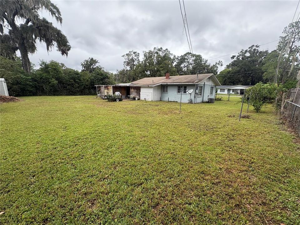 For Sale: $215,000 (3 beds, 1 baths, 1120 Square Feet)