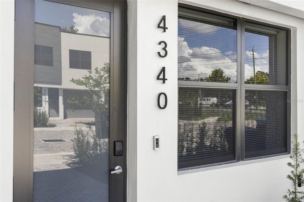 For Rent: $5,500 (3 beds, 2 baths, 1632 Square Feet)