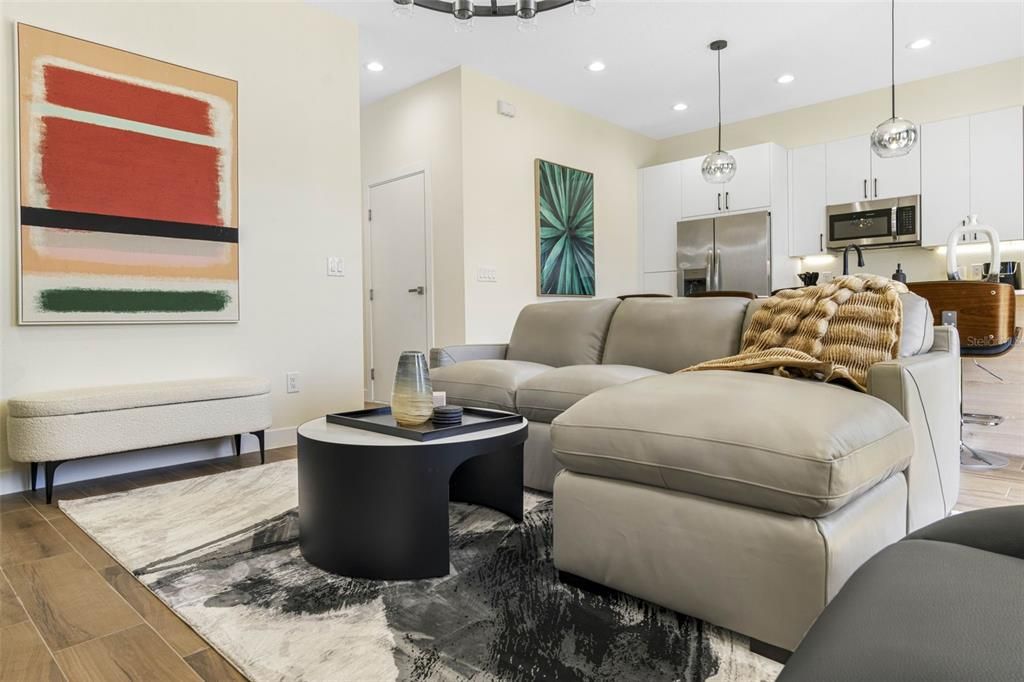 For Rent: $5,500 (3 beds, 2 baths, 1632 Square Feet)