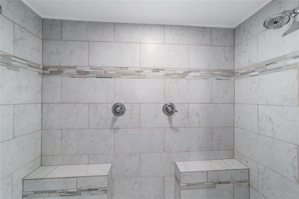 For Sale: $387,500 (3 beds, 2 baths, 1850 Square Feet)