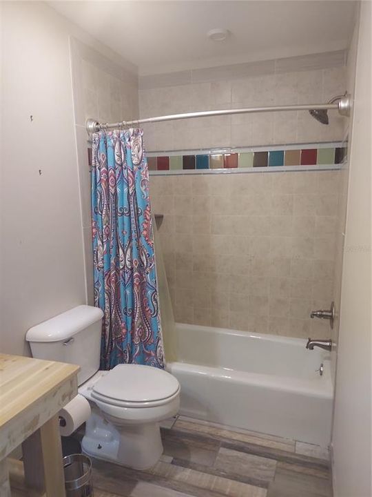 2 Full bath-ensuite of 2nd bedroom