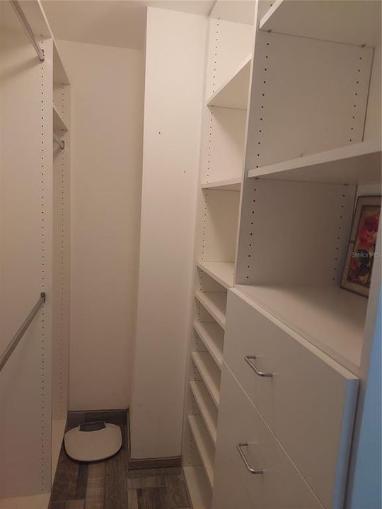 Walk-in closet