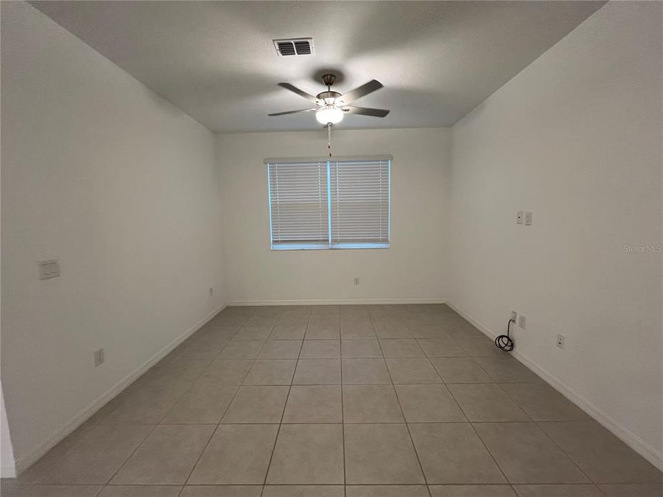 For Rent: $2,200 (3 beds, 2 baths, 1787 Square Feet)