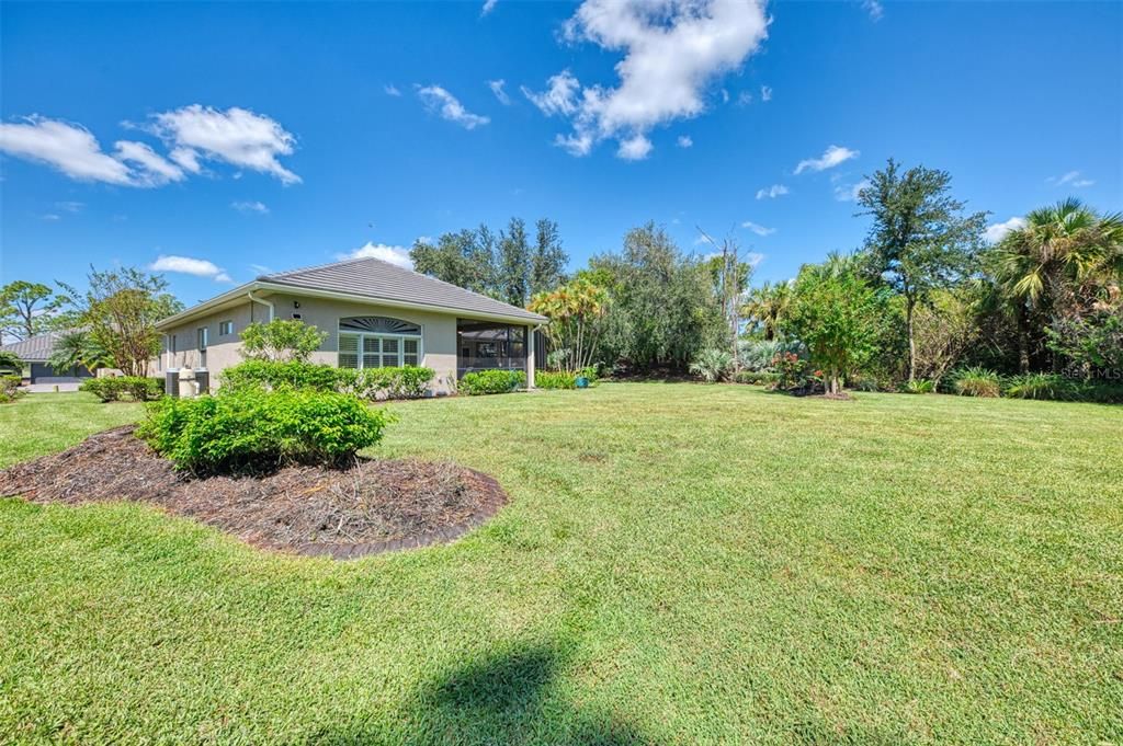 For Sale: $759,000 (3 beds, 3 baths, 2608 Square Feet)