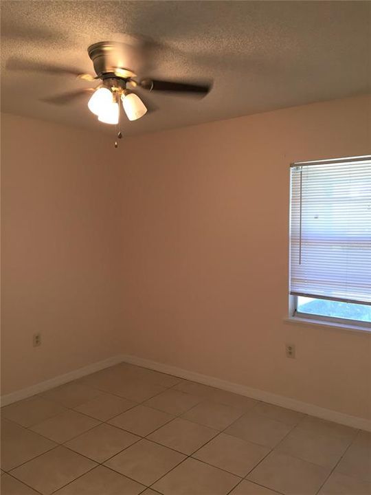 For Rent: $1,750 (3 beds, 2 baths, 1272 Square Feet)