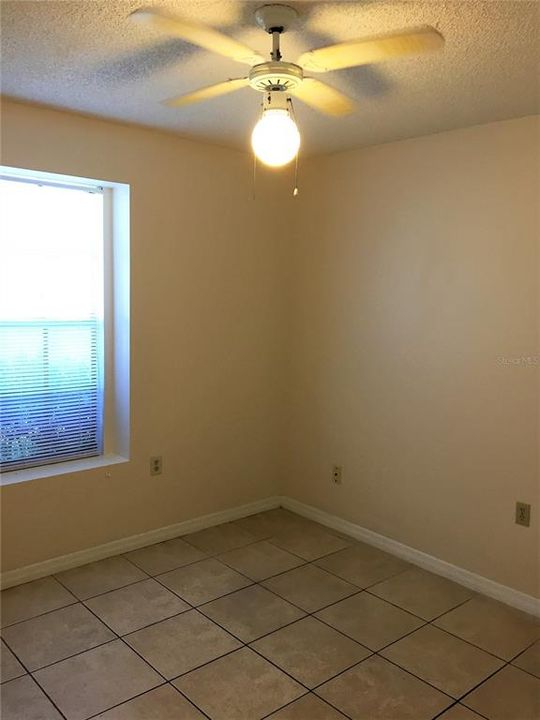 For Rent: $1,750 (3 beds, 2 baths, 1272 Square Feet)