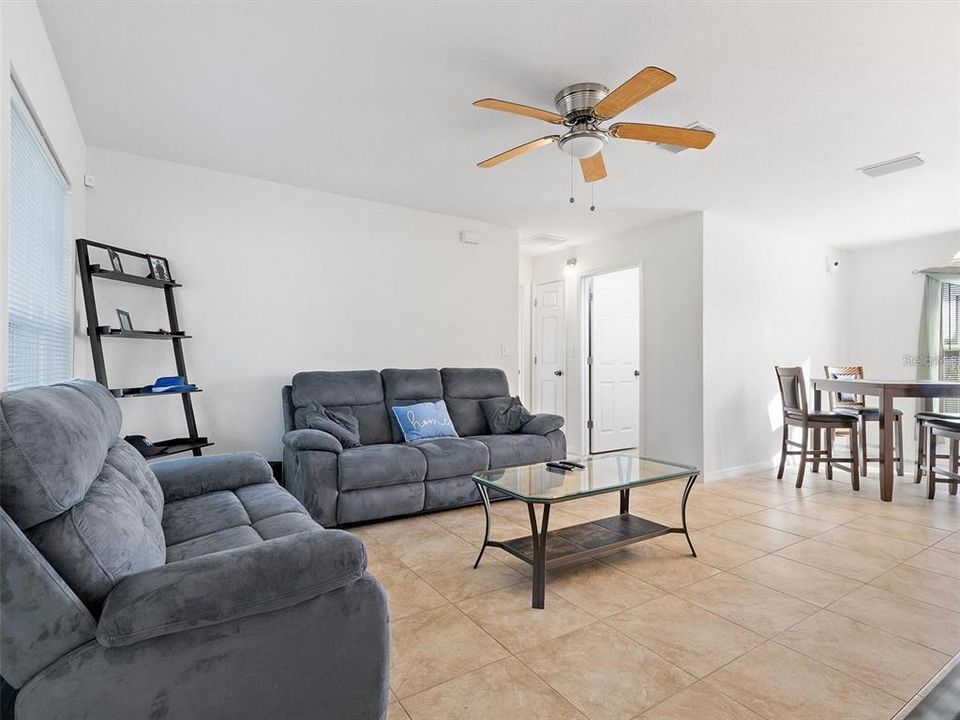 For Sale: $224,999 (3 beds, 2 baths, 1144 Square Feet)