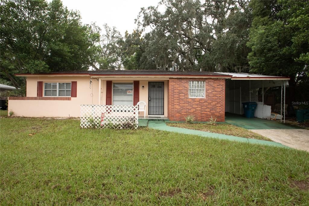 For Sale: $185,000 (2 beds, 1 baths, 1000 Square Feet)