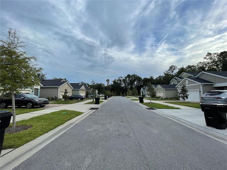 For Sale: $399,900 (3 beds, 2 baths, 1710 Square Feet)