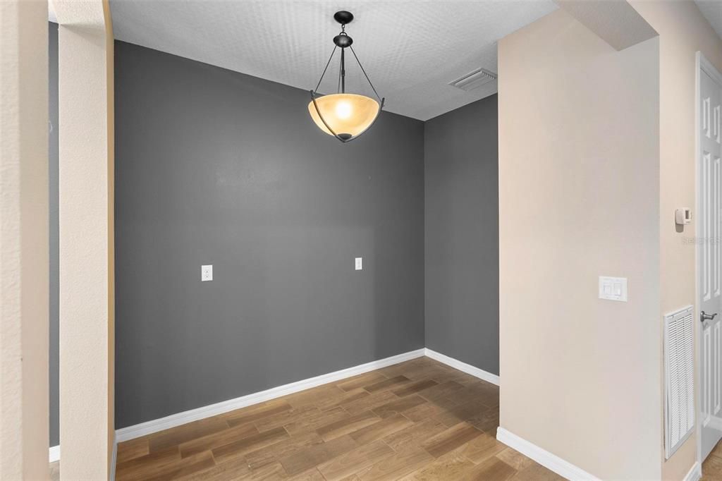 For Sale: $235,000 (2 beds, 2 baths, 1368 Square Feet)