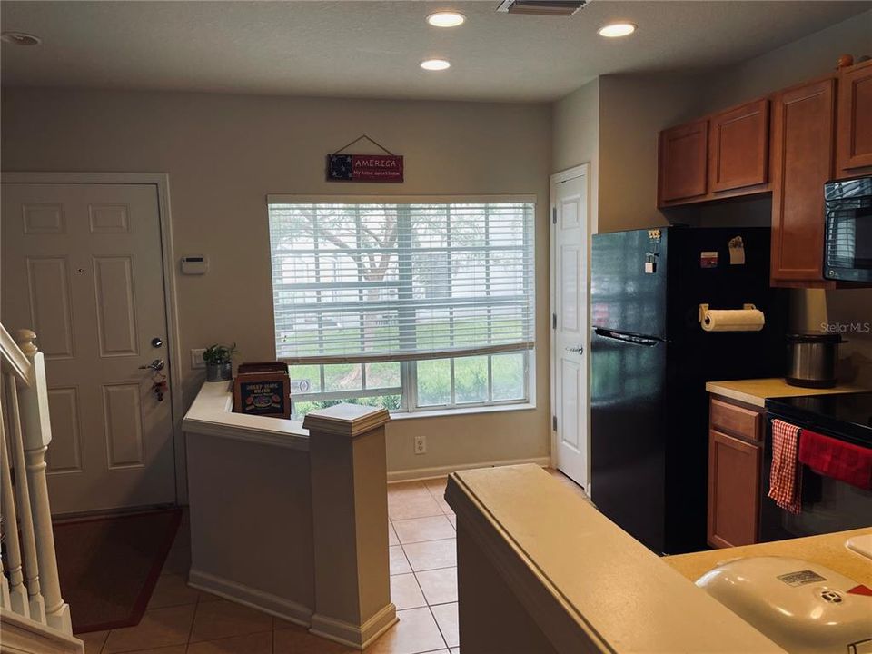 For Sale: $308,000 (2 beds, 2 baths, 1248 Square Feet)