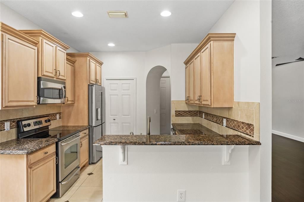 Active With Contract: $2,950 (4 beds, 3 baths, 2328 Square Feet)