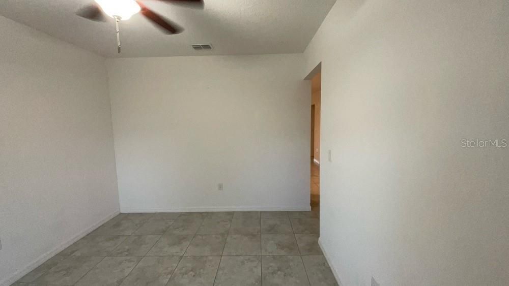 For Rent: $1,725 (3 beds, 2 baths, 1552 Square Feet)