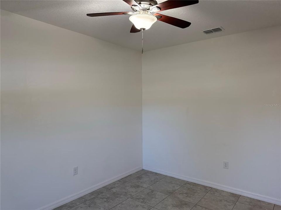 For Rent: $1,725 (3 beds, 2 baths, 1552 Square Feet)