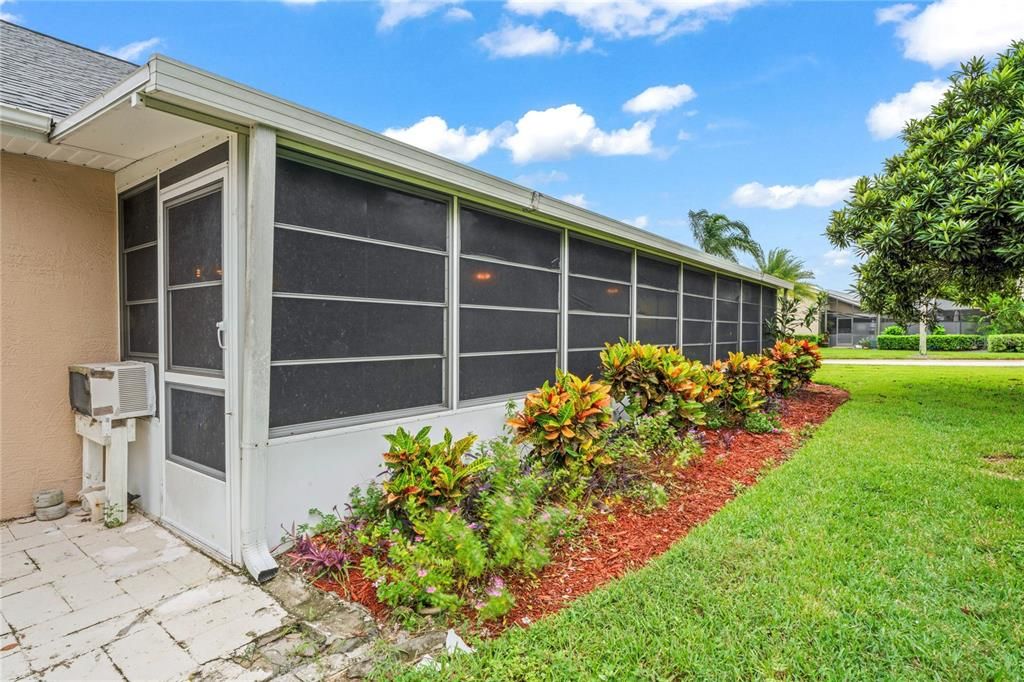 For Sale: $349,900 (3 beds, 2 baths, 2130 Square Feet)