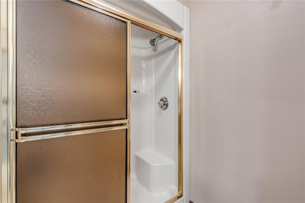 For Sale: $279,900 (2 beds, 2 baths, 1260 Square Feet)